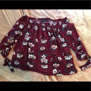 Off Shoulder Tie Sleeve Top